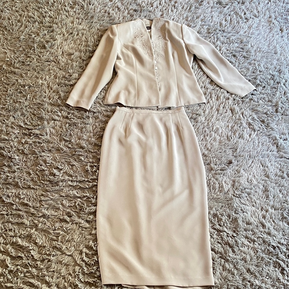 Donna Morgan Cream Pencil Skirt Set